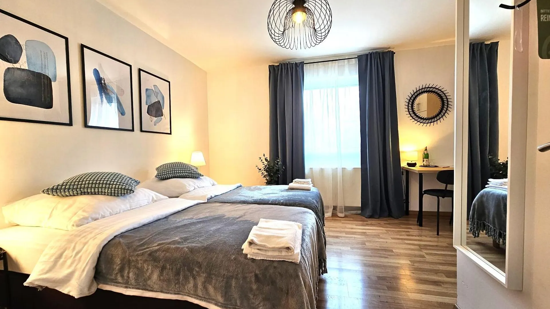 Airport Messe Hotel Düsseldorf 3*,